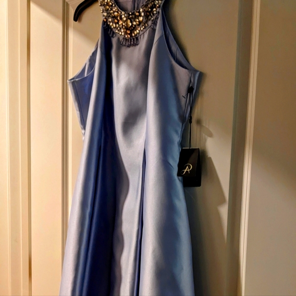 Adrianna Papell Dresses & Skirts - Adrianna Papell Party Dress